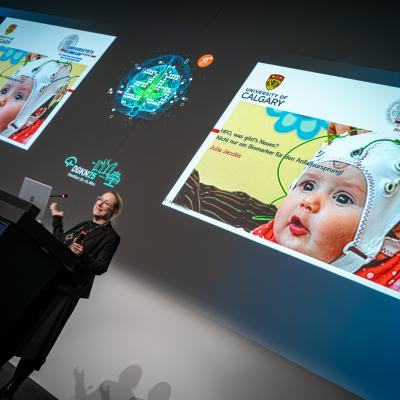 Prof. Julia Jacobs-LeVan auf dem Kongress für Klinische Neurowissenschaften 2025